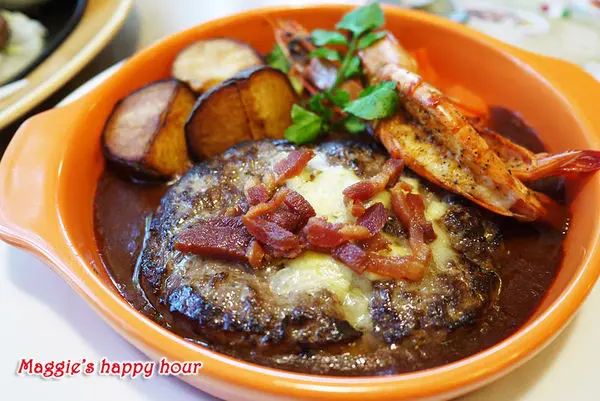 【Royal Host樂雅樂-敦化店】適合家庭聚會的友善餐廳