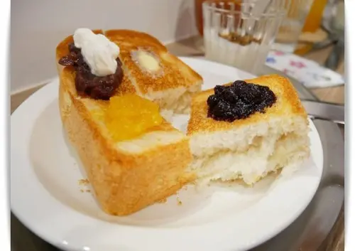 高雄「SunSun山山」好文青的吐司專賣，很好吃喔~