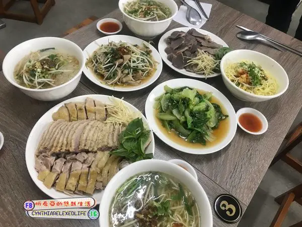 [食]天母鵝肉殿 祖傳煙燻鵝肉使用特殊工法才能保留鵝肉最天然的軟香嫩好肉質