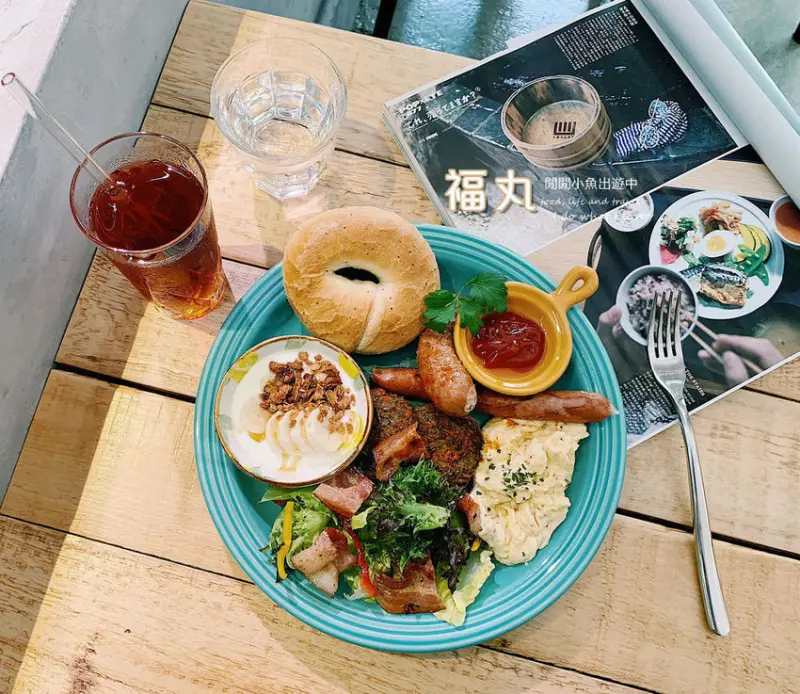 【東門站美食餐廳】福丸早餐。巷弄裡的森林系早午餐，超美味貝果、高CP值
