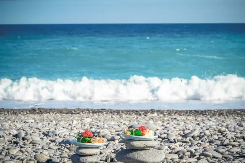 台東 LI.KA CAFE 力卡珈琲X魔王 太麻里金崙車站海景咖啡廳 刺蔥磅蛋糕 馬告拿鐵 為地球盡一份心力環保咖啡廳 金崙咖啡廳推薦 台灣鐵路 金崙車站