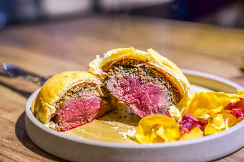 大安區質感餐酒館｜廚藏室storeroom 超值雙人套餐、威靈頓牛排、松露奶油燉飯、吮指南洋雞翅