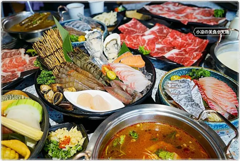 台中梧棲火鍋推薦║絕品鮮鍋，網美最愛粉系，夢幻獨角獸超好拍，雙人海陸鍋CP高，菜盤還可以更換海鮮或肉品，不收服務費、還有飲料冰淇淋吃到飽！