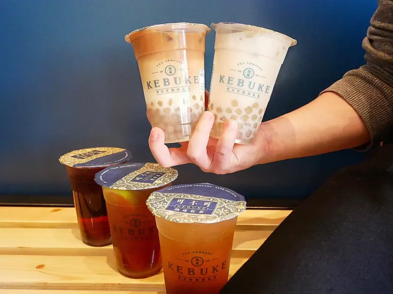 可不可熟成紅茶竹北正西店-新竹手搖飲料推薦，主打多款紅茶以及Q彈有嚼勁的白玉珍珠