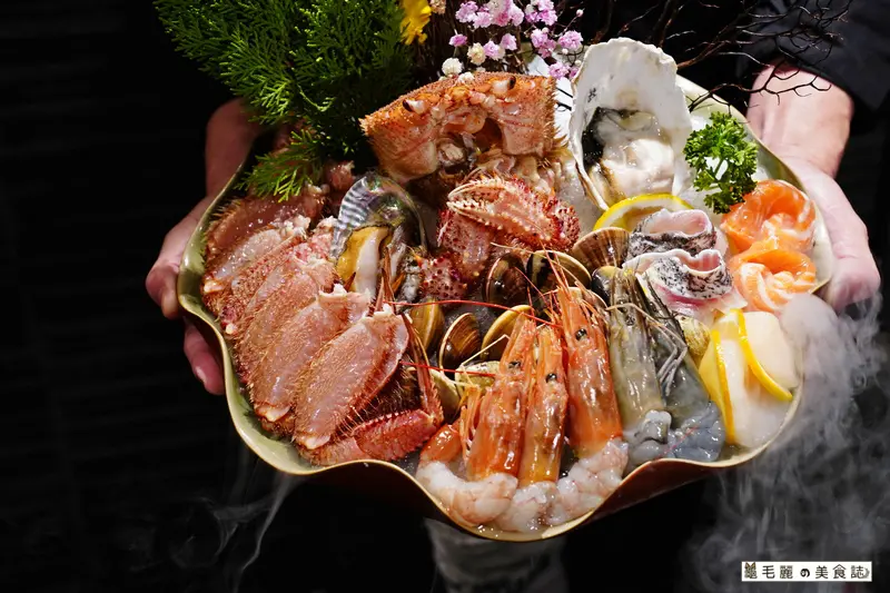 【信義安和】一朗鍋物 │全台獨創精粹蝦高湯 日本毛蟹＆龍虎斑活體海鮮端上桌  雜炊＆金馬獎冰淇淋當壓軸 吃完這餐我的味蕾欣喜若狂 幸福又飽足