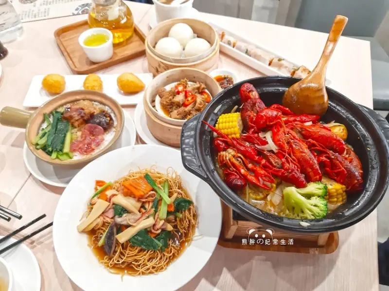 【台中后里】港點大師台中麗寶店│小龍蝦香辣干鍋香氣十足肉質紮實且彈牙......