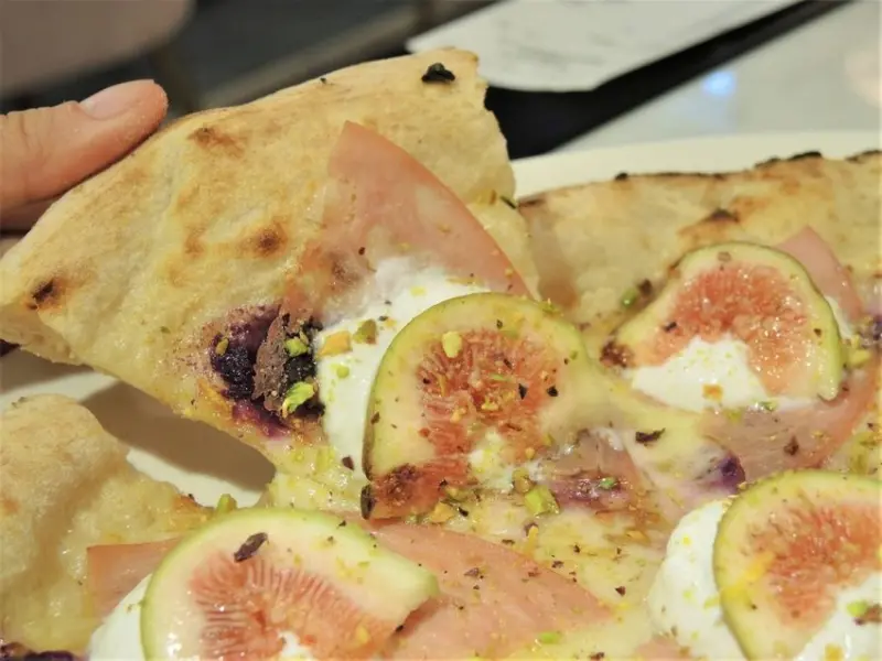 薩朵拿坡里披薩餐廳 SALTO Pizzeria｜世界遺產料理！最古老正統拿坡里披薩！店內披薩師傅皆通義大利過拿坡里披薩協會考核並贏得多項大獎！台北信義義式料理餐廳推薦、台北後山埤餐廳推薦