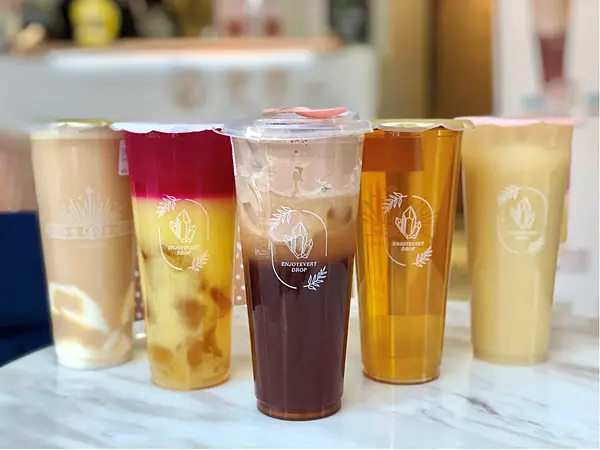 【台北飲料￭大安區】斐萃光澤茶Crystea x 曜石鮮果萃飲品，新鮮純粹值得品；皇爵巧克力慕斯，滑順輕盈好好吃║ 大安區飲料、手搖飲料推薦、台北飲料、台北必喝