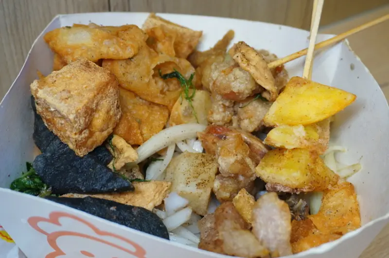 [高雄美食]  前鎮五甲超平價美味香酥雞-SMART酥麻雞/ 高雄鹹酥雞推薦/ 五甲美食推薦/ 前鎮鹹酥雞