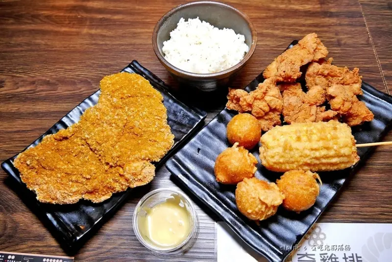 吃。台北大安《傳奇雞排》爆汁雞排就是傳奇，還有手工薯泥丸和甜不辣不容錯過。六張犁雞排推薦。大安區雞排推薦