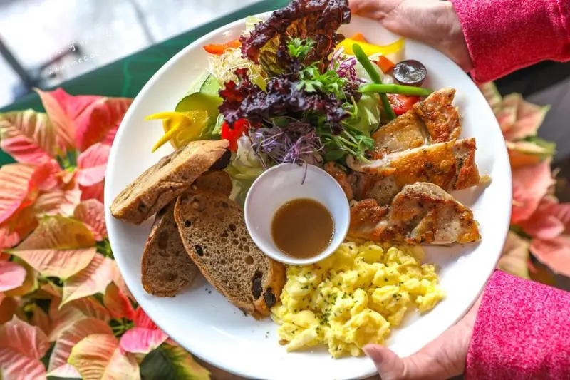 新開幕～豐盛大份量早午餐推薦！還有義大利麵、燉飯多種選擇，慕雲 Brunch