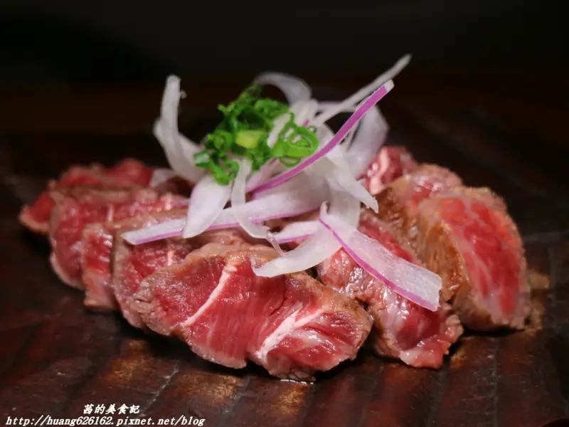 【台北大安區】東區居酒屋『炙酒食廚房』豪華刺身特盛/蛤蠣酒蒸魚師鍋/M9+板腱朴葉燒/包廂/愛評體驗團/捷運國父紀念館