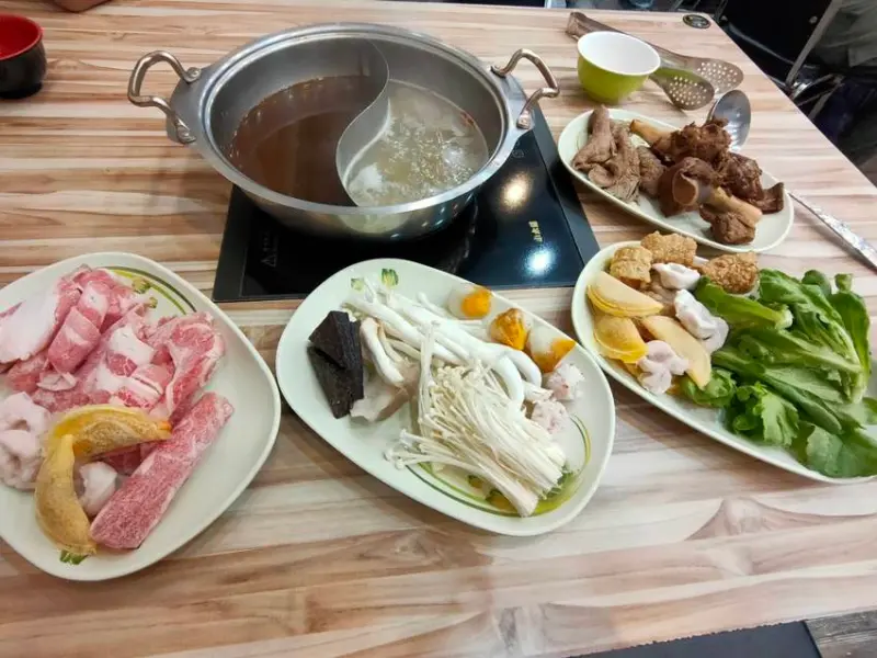 三峽美食。灰太郎羊肉爐450吃到飽  超大塊羊肉無限放題