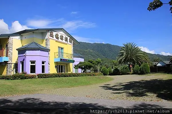 花蓮瑞穗鄉住宿推薦／瑞穗棕櫚湖民宿／一泊一食、花木扶疏、寵物友善的親子民宿，放鬆度假好去處