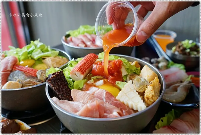 台中小火鍋║饌囍堂臭臭鍋大甲店，特濃番茄鍋甜出新高度，白飯、肉燥、飲料、冰淇淋、霜淇淋通通吃到飽！