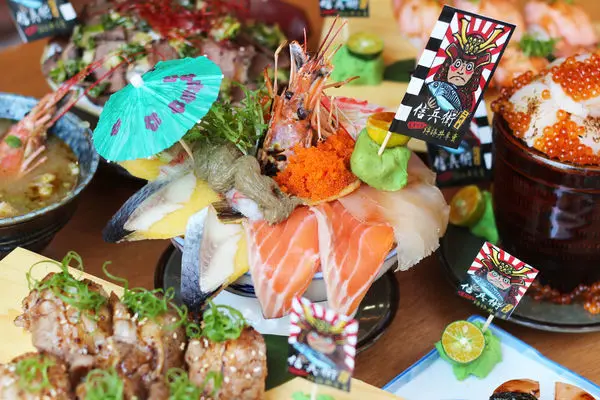 台中美食｜信兵衛大勇町目二代目店-爆量浮誇系丼飯，必點當日限定隱藏菜單