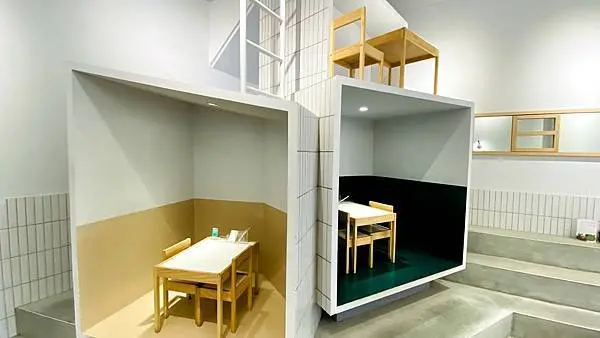 2020台中IG打卡餐廳【希望綠豆湯】喝綠豆湯也可以很文青/櫥窗教室座位區/約會表白最佳所在