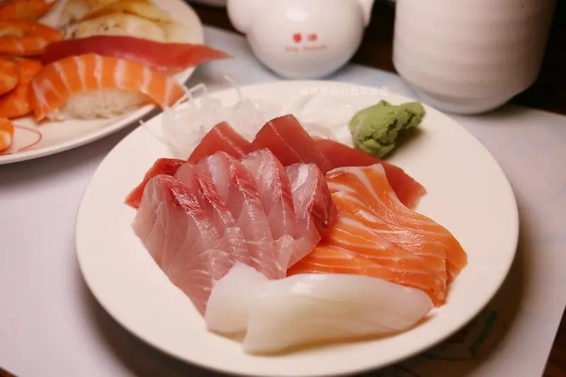 『欣葉日本料理吃到飽(台北信義店)』信義A11美食，2020菜單與價位，生魚片、握壽司、炸蝦、烤物、牛排、日式甜點吃到飽(捷運市政府站站)