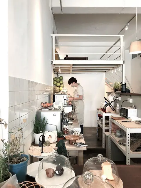 [夏，台中] 低調地與社區共榮 - Pingping_attic