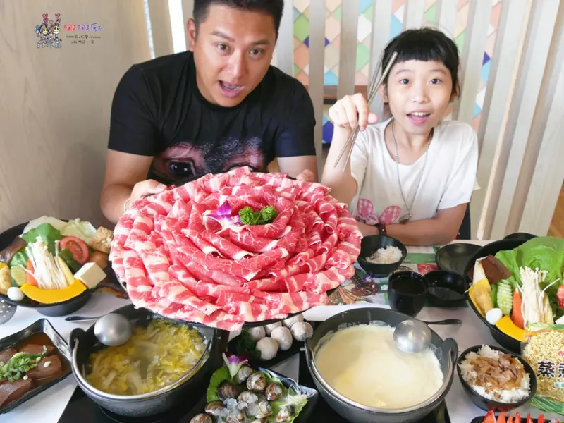 【三峽火鍋推薦】肉控注意！北大特區48盎司超大盤肉讓你吃個過癮！還有超值龍蝦海陸4人餐 | 哪哪麻