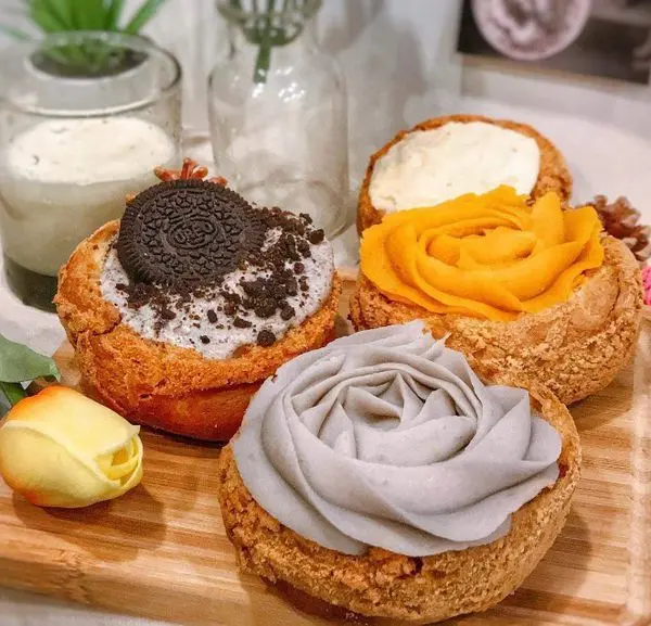 【板橋甜點】爆漿脆皮手工泡芙_鳳甜烘培Feng bakery_IG熱搜CP值超高甜點店