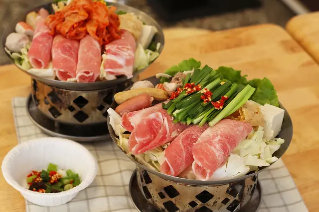 台中美食｜雞湯婆婆-主打熬煮多時的雞湯小火鍋，平價cp值爆高