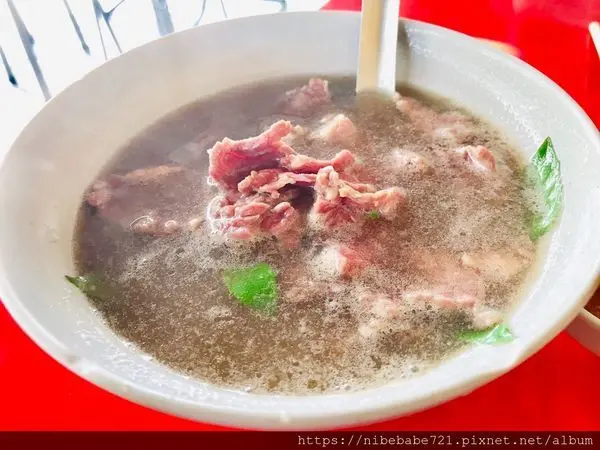 [屏東美食]黃記牛雜湯 老司機來領路 在地人激推的牛肉湯-芮妮 妮爺NiBe食旅日常