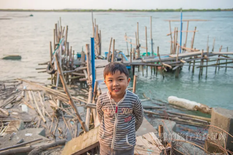 【城市探險】一趟台南機車浪漫旅，意外發現白鷺鷥廣場&溪邊神秘小碼頭