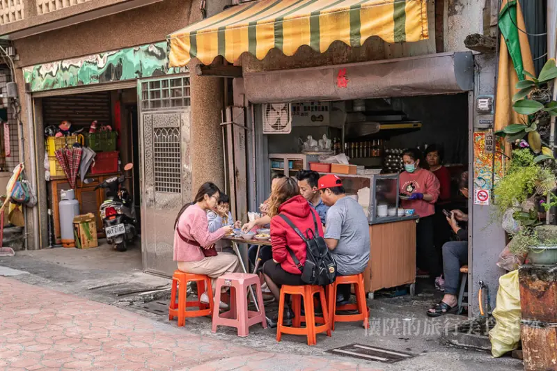 【台南東山景點】東原老街散步巡禮，品嘗美味老街肉圓，感受當年的繁華榮景