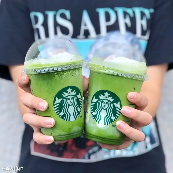 【Starbucks星巴克】最新上市 大人口味的星冰樂 抹茶控快衝 無糖版的醇濃抹茶奶霜星冰樂 還有雙倍濃縮的雙濃粹義式咖啡星冰樂 買一送一