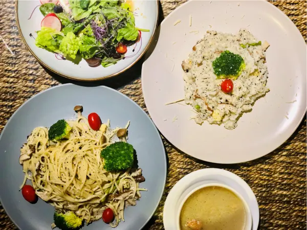 【新北美食￭新店區】美養廚房・義式蔬食 x 新店素食大推薦，顛覆吃菜的偏見、義式蔬食，素食好食 !║ 新北素食、新店美食、大坪林美食