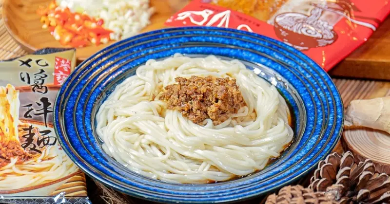 小麵館大甲本鋪，台中團購美食推薦，不用出門就能享用美味麵食 & 超飽滿水餃！