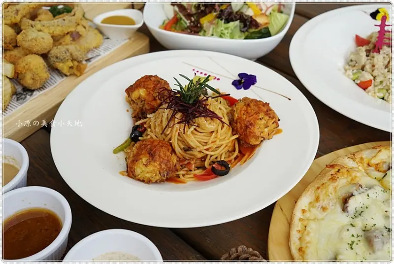 蕃茄食光║台中義式蔬食料理，顛覆傳統作法、結合創意的蔬食料理，大魚大肉OUT，偶爾享受一下健康蔬食