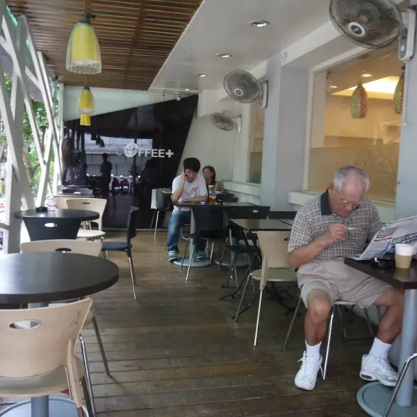 COFFEE+ 咖啡家 (台北台塑店)