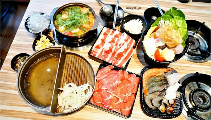【永和美食】饗食鍋／CP值超高的平價火鍋，一鍋一烤、鴛鴦鍋，隨你選擇，白飯、飲料、冰淇淋、咖啡無限吃到飽