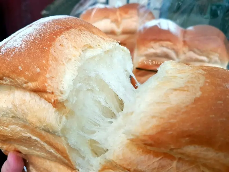 《高雄美食》舞一包子饅頭❤限量秒殺產品~每週五的手撕吐司hen好吃！