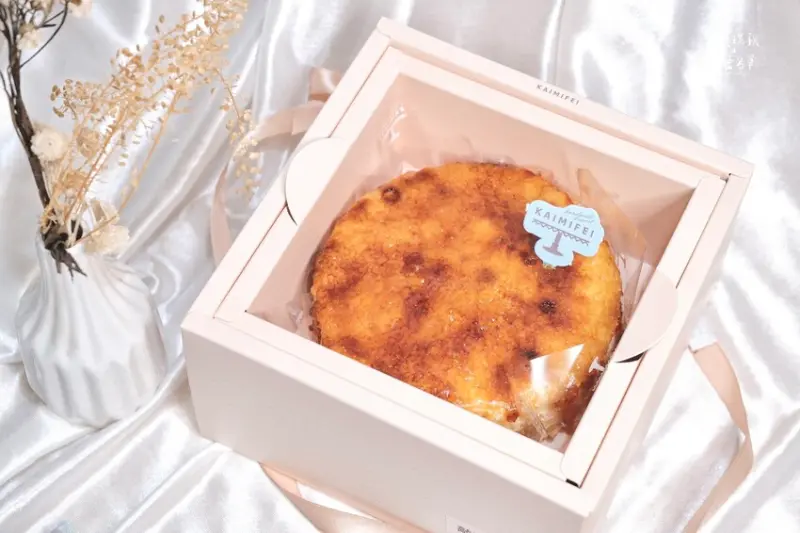 宅配美食｜薄脆焦糖佈滿口感細緻乳酪，甜蜜口感交織於口中！敲敲