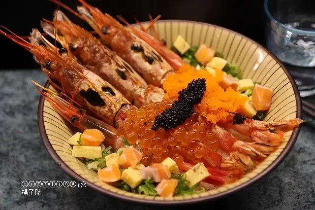 2020新北新莊，終於‧衷魚，隱身於巷弄內小小文青風ㄟ日式料理店｜初訪200514｜再訪200725～