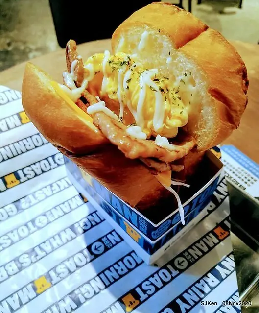 (台中西區美食)「吐司男-台中勤美旗艦店」--- 清晨點份吐司早餐，享受寧靜悠閒週末時光!