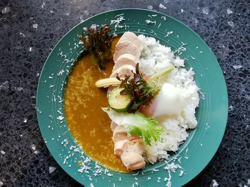 【台灣，桃園市，青埔美食】河童咖哩Kappa Curry，氛圍不錯、咖哩美味與調酒好喝的餐酒館。（高鐵桃園站美食）