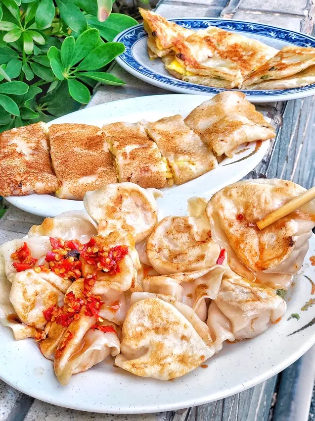 《桃園中壢*286手工水餃》中壢宵夜救星，大份手工蛋餅+蛋只要$30！炒飯、麵、抓餅、煎餃通給你~(附完整286手工水餃菜單)