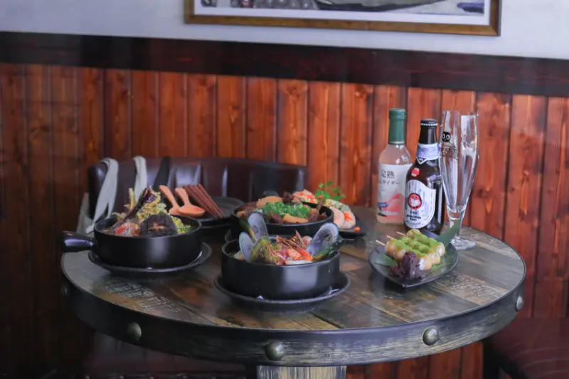 【台北中山區居酒屋】ABV日式居酒館：跳到日本令和年代，貪一口門司燒咖哩與一杯精釀啤酒