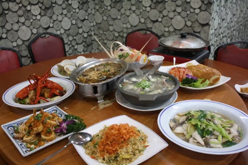 【萬里美食】望海亭海鮮餐廳-野柳風景區活海鮮料理,波士頓龍蝦,螃蟹,新鮮魚貨任你挑選