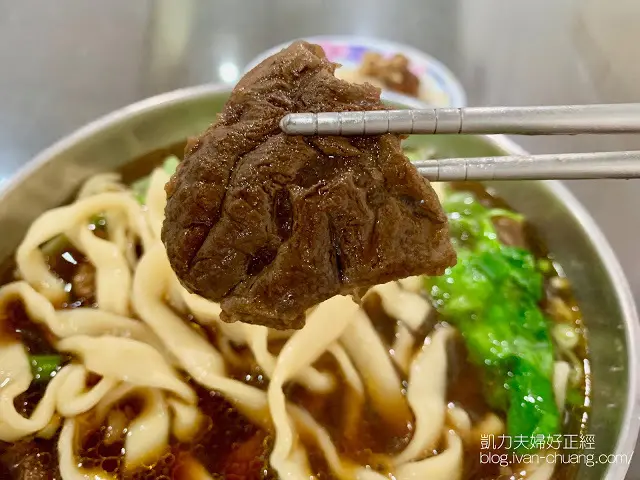 【高雄美食】王廚牛肉麵｜傳統道地紅燒牛肉麵，懷念的古早味
