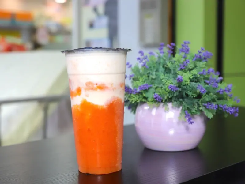 果茶鮮：台南奇美醫院後門旁的平價果汁飲料店，買飲料還能加價換生活用品，省很大！ - 進食的巨鼠