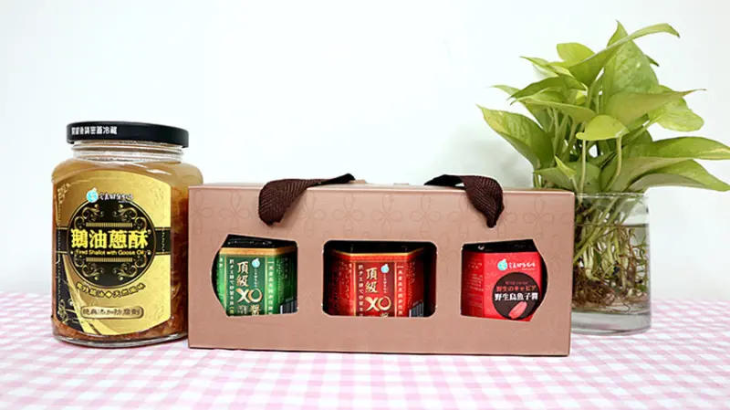 「廚房好醬」【宏嘉健康廚房】頂級原味XO干貝醬（原味）+頂級原味XO干貝醬（辣味）+野生烏魚子醬+醇濃鵝油蔥酥，炒菜、拌飯、拌麵，輕鬆簡便，都美味無比！