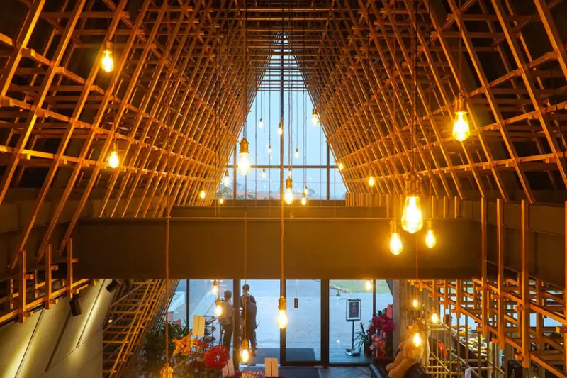 黑森林景觀咖啡 | 台中沙鹿景點。迎接旅人的休憩站，宛如森林裡的小木屋