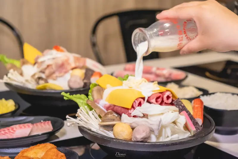 高雄鳳山｜石代鍋物-熬煮三小時費工湯頭，六種鍋物都是經典