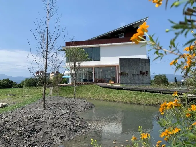 宜蘭景點/絕美烏龜島/獨創龜山餅/特色伴手禮