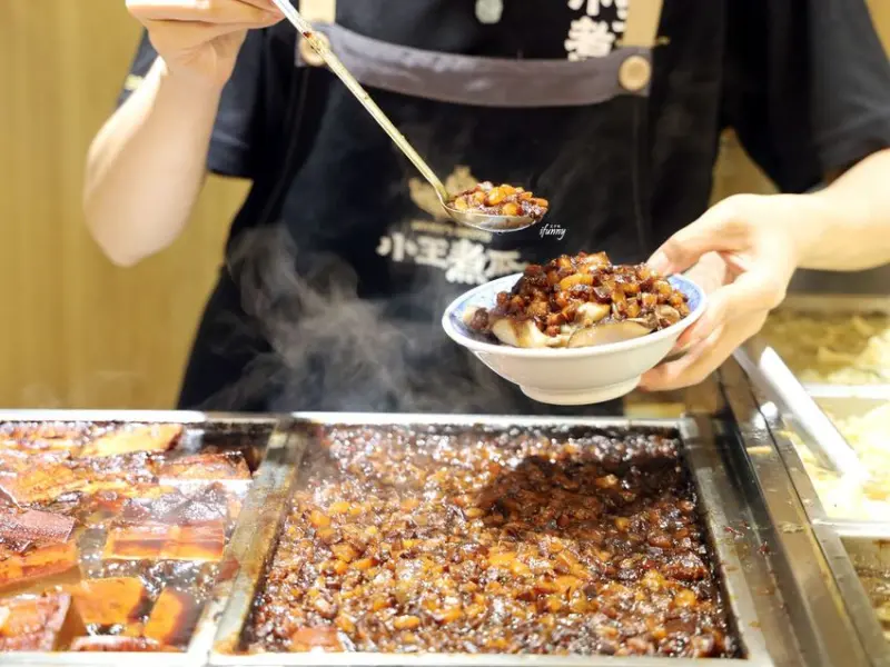 龍山寺站 | 小王煮瓜 (原小王清湯瓜仔肉) 2020必比登/黑金魯肉飯/華西街美食/萬華美食 - ifunny 艾方妮的遊樂場